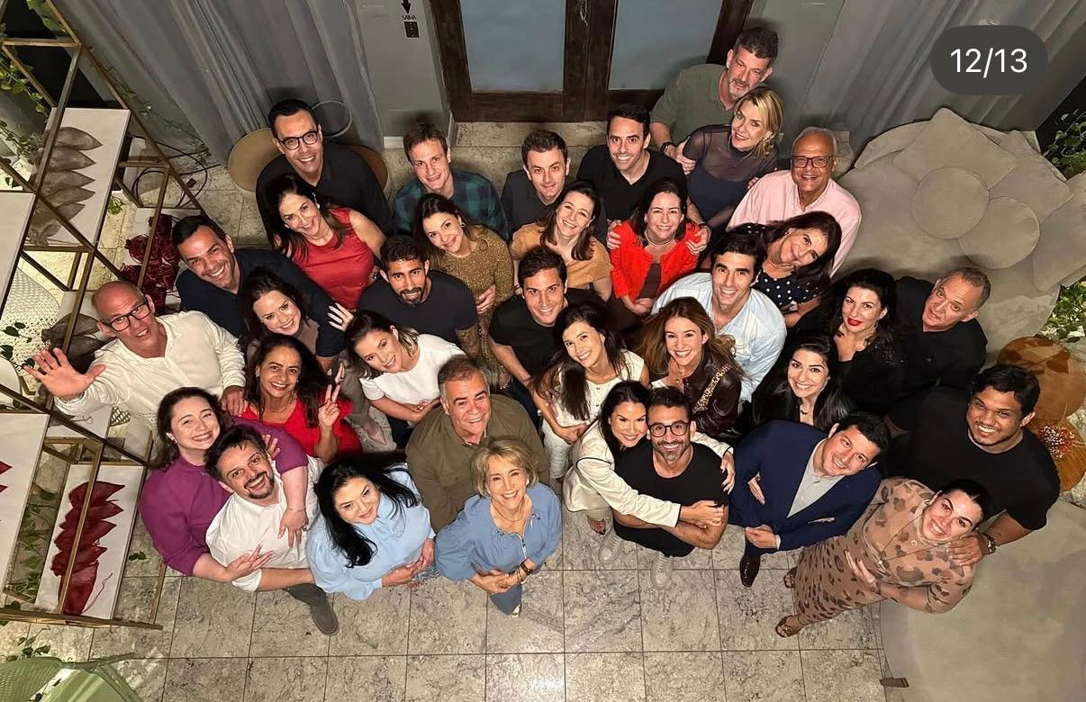 Grupo reunido em evento da TIP Clínica